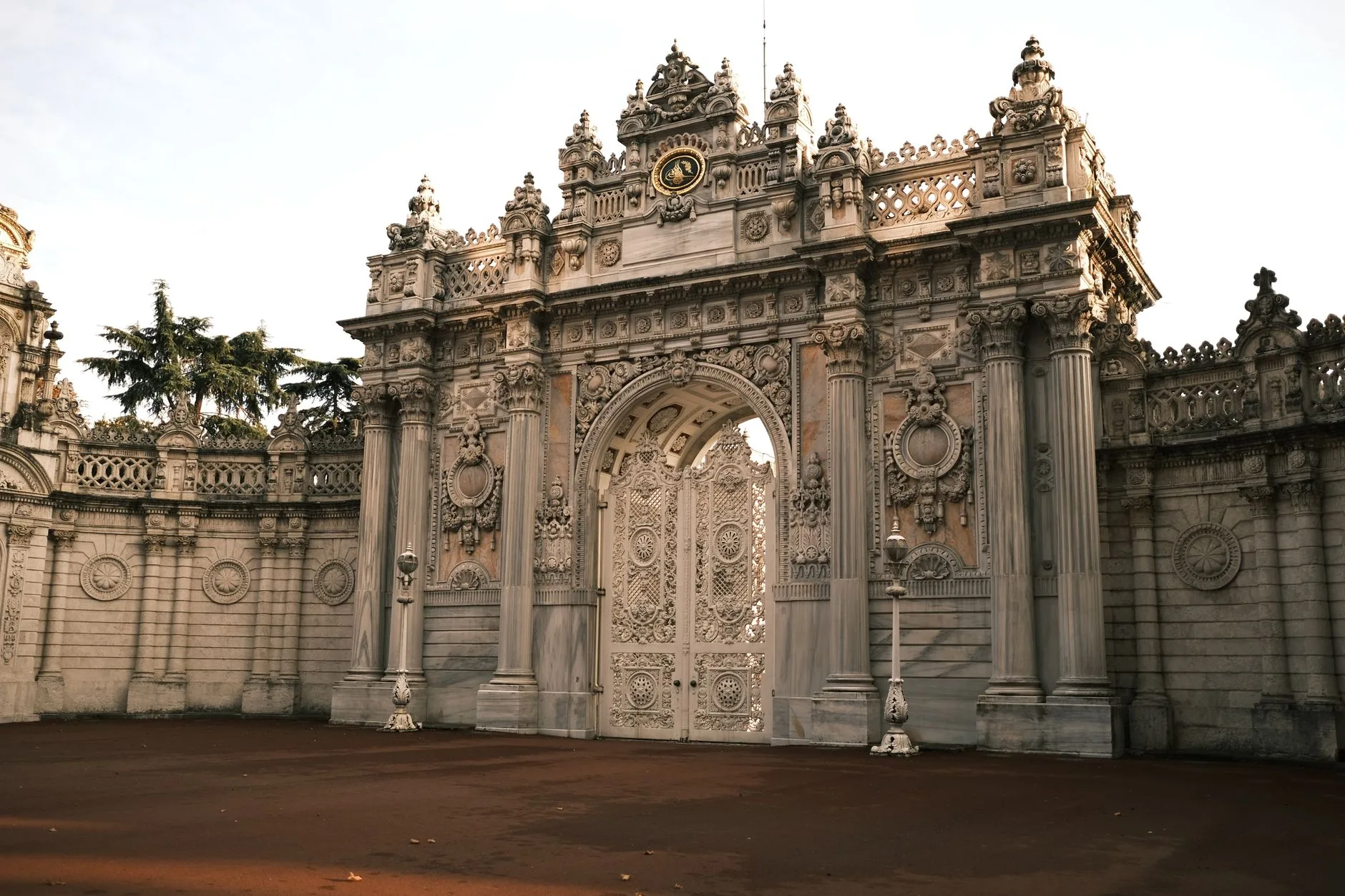 Dolmabahçe Sarayı